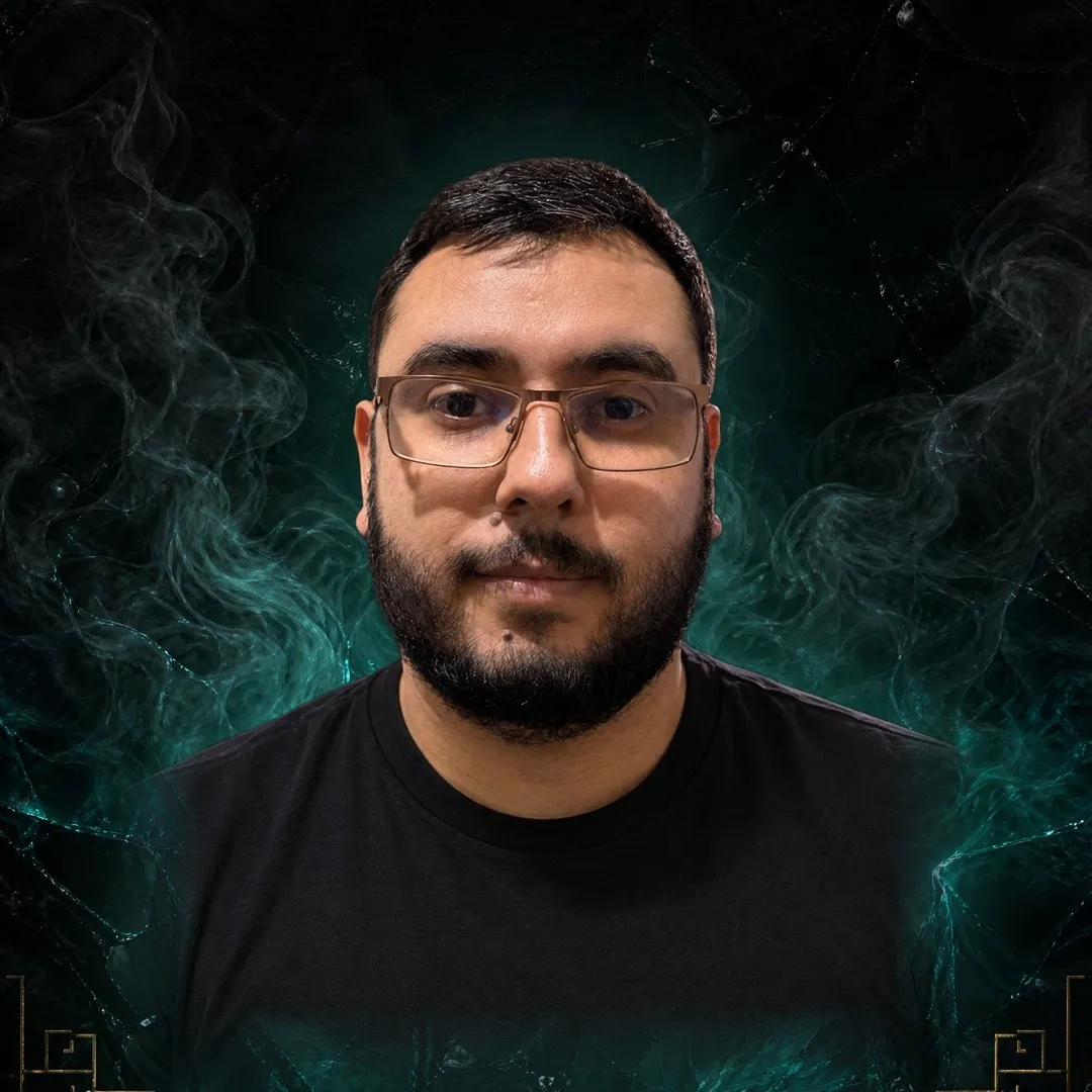 Alejandro, creador de TezcaCode